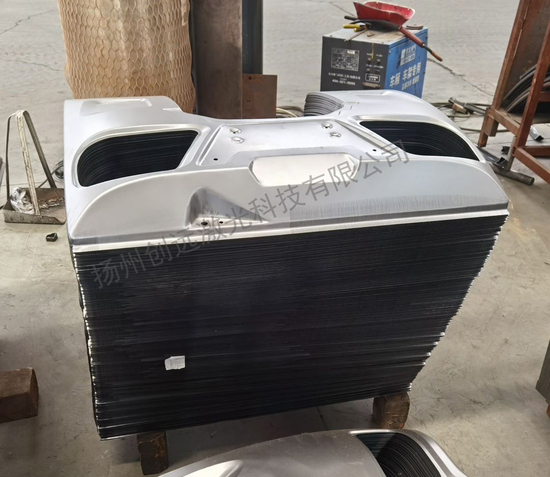 ���̰���